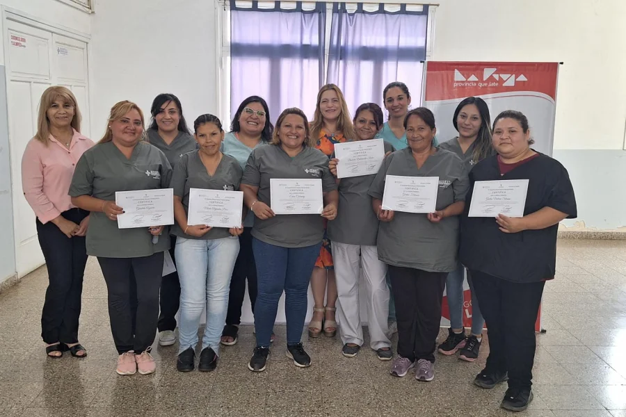  Entregan certificados para los Agentes de Limpieza Hospitalaria