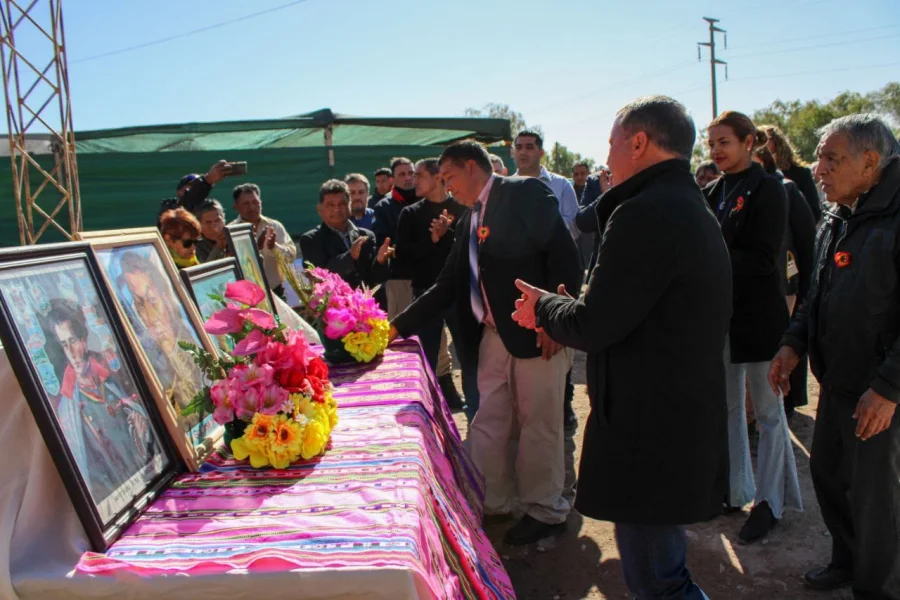  Colectividad Boliviana celebró la Independencia de su país