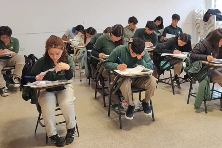  CONAG pasó a Olimpiada Zonal de Química