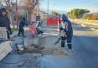 Comenzaron trabajos de bacheo y reparación sobre avenida Circunvalación