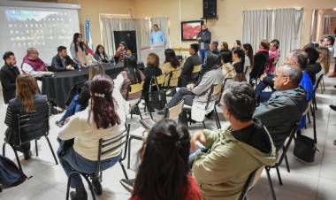 Salud consolida la gestión hospitalaria en el Vera Barros con eje en la digitalización y la red integrada de atención