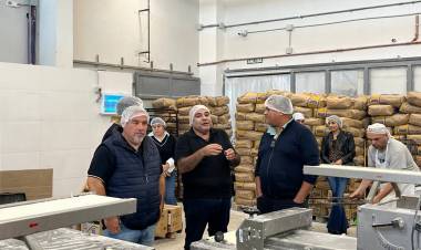 Autoridades provinciales participaron de una audiencia entre La Malligasteña SRL y representantes gremiales