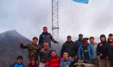 Inaugurarán un mástil con la bandera argentina en el Morro El Hondo