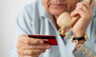 Un vecino transfirió más de $1,5 millones tras una estafa telefónica