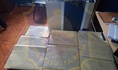 Allanamiento en barrio Padre Esteban Inestal terminó con el secuestro de elementos tecnológico
