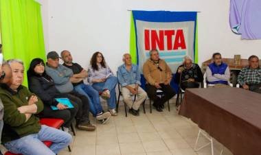 Capacitaron a productores nogaleros sobre el manejo del gorgojo de la nuez