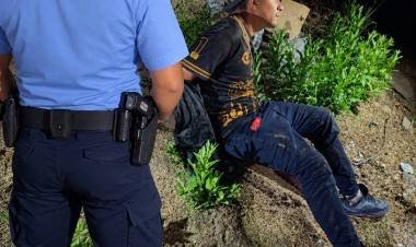 Detuvieron a un joven acusado de robar un iPhone y escapar en motocicleta