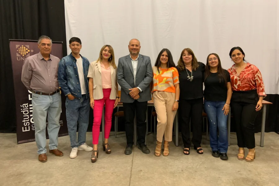 Entregaron certificados del Centro Universitario de Oficios