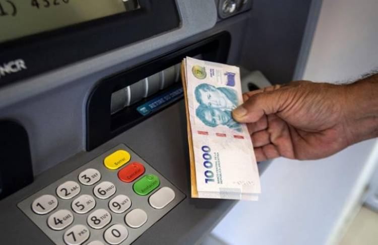 Se adelanta el pago de sueldos en La Rioja por Semana Santa