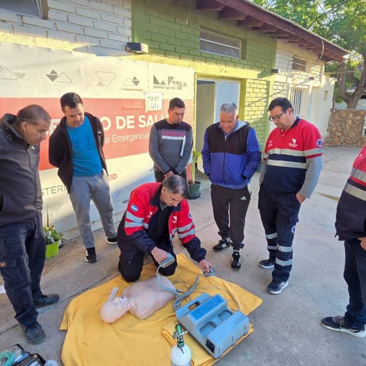 Continúan las capacitaciones para choferes del Hospital Herrera Motta en emergencias y rescate