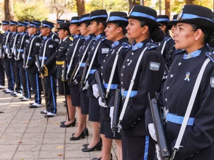 Aspirantes de la Sede Chilecito participaron del acto por el 216° aniversario de la Revolución de Mayo