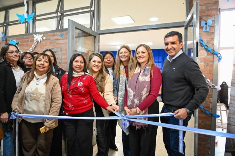 Inauguraron en la Escuela Normal el museo “12 de Agosto de 1884: Huellas que enseñan” para preservar la historia de la educación riojana