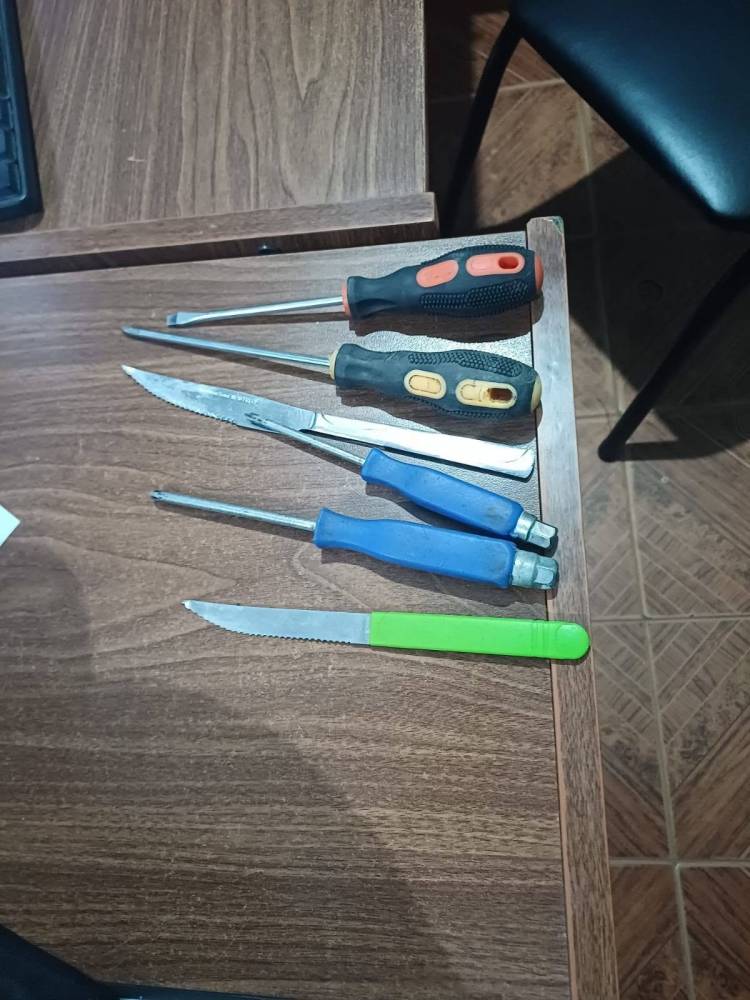 Intentó abrir un cajero automático del Banco Rioja y fue sorprendido por un policía en plena madrugada
