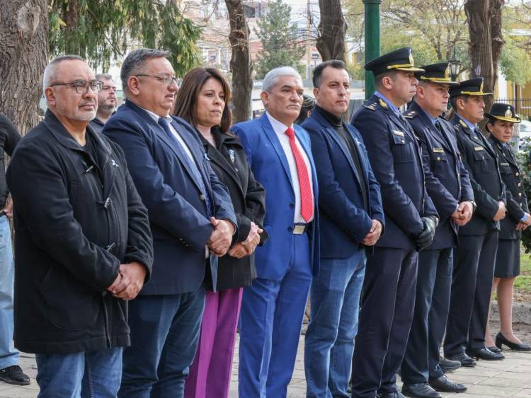 Chilecito homenajeó a Manuel Belgrano con un acto en Plaza Caudillos Federales