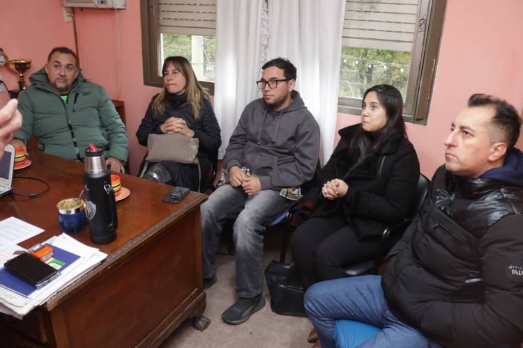 Municipio y Policía coordinaron acciones para abordar problemáticas que afectan a adolescentes y jóvenes