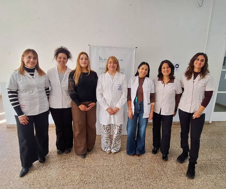 Profesionales del Hospital Eleazar Herrera Motta publican una investigación sobre salud mental en una obra de alcance nacional