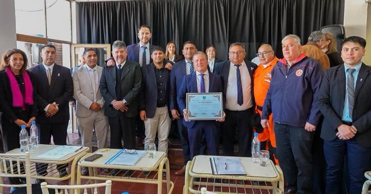 Sesión Especial en el Centro Polivalente de Arte reconoció aportes a la cultura y la comunidad
