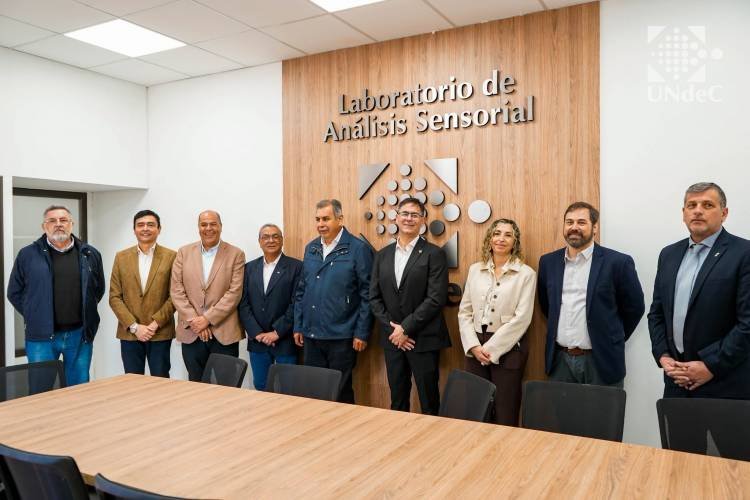 La UNdeC inauguró el primer Laboratorio de Análisis Sensorial de la región