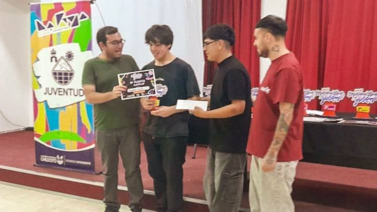 “La juventud merece lugares importantes”: reconocieron a los ganadores del Pre Septiembre Joven 2026
