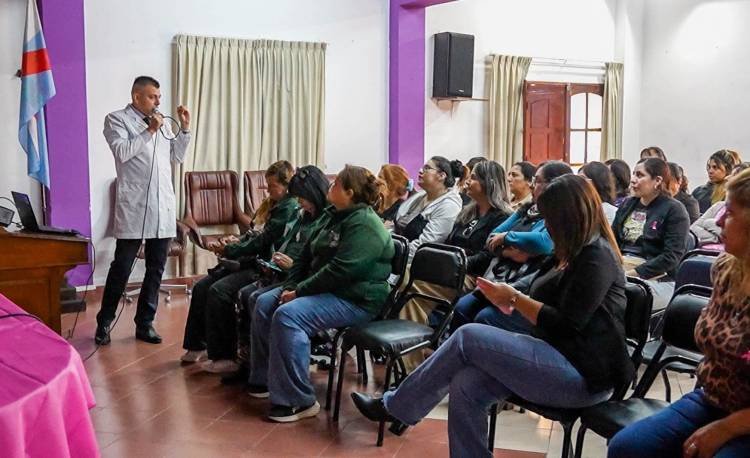 Realizaron una jornada de promoción y prevención del cáncer de mama