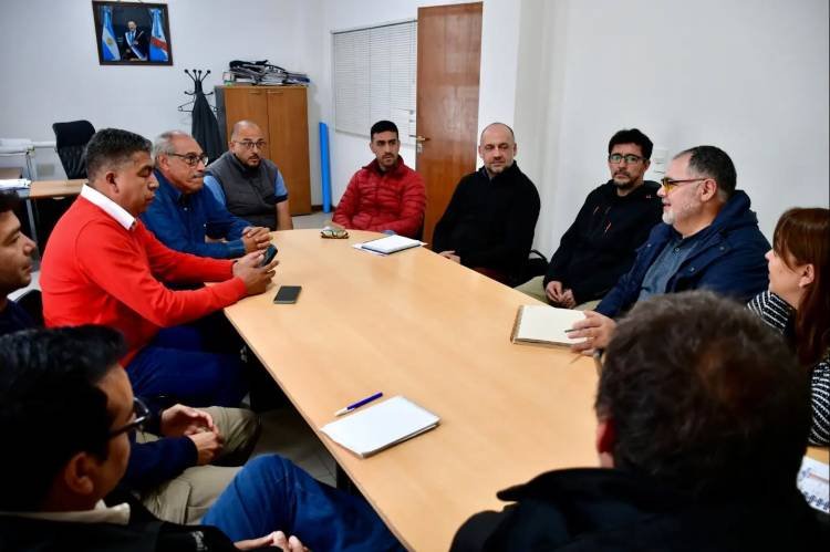 La UNdeC y el Ministerio de Agua y Energía avanzan en una propuesta de cooperación hídrica