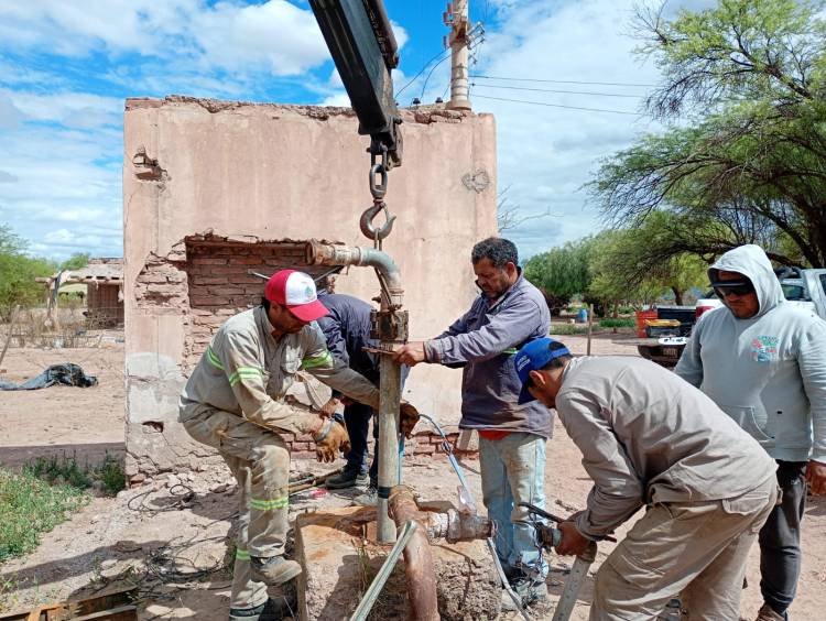 La Provincia recuperó una perforación para mejorar el abastecimiento de agua en Bañado de los Pantanos